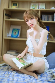 厨房掀开馊了裙子挺进电影